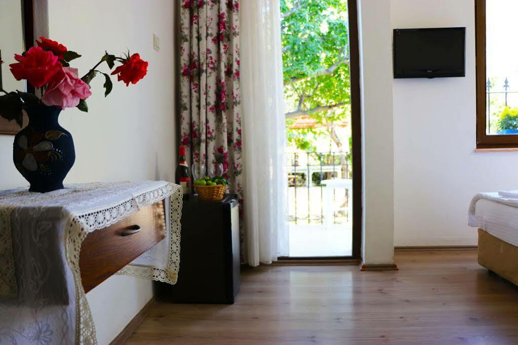 Cunda Nesos Pansiyon Ayvalı Εξωτερικό φωτογραφία